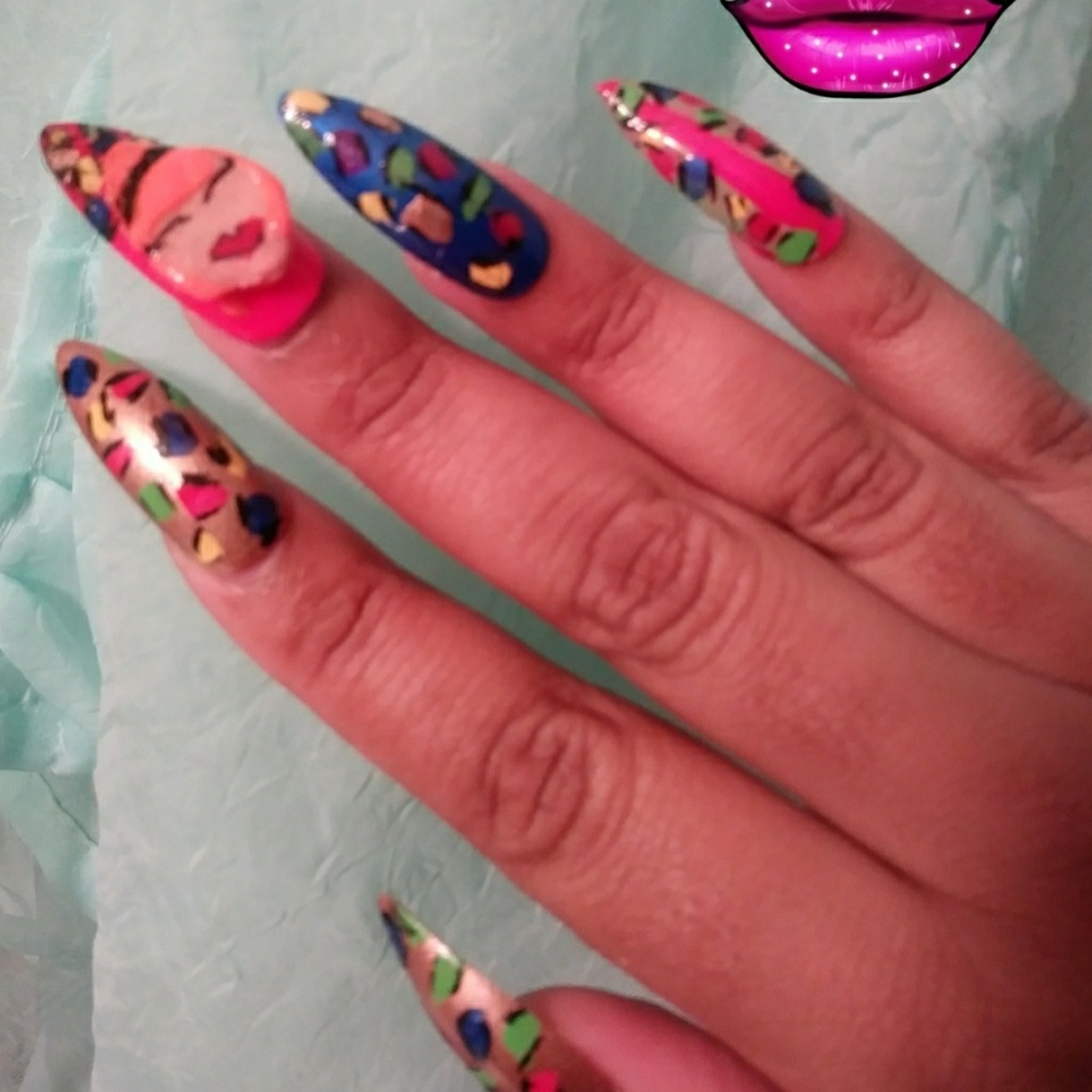Fake Nails - Picture 7 of 7
